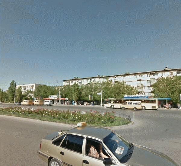 Банкомат ЮниКредита по адресу г. Волжский, пр. Ленина, д. 84, лит. А, маг. «Ман»