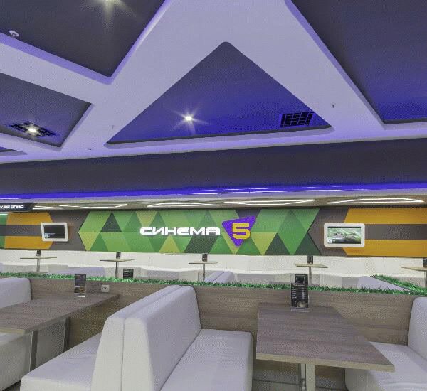 Банкомат ЮниКредита по адресу бул. 30-летия Победы,  д. 21