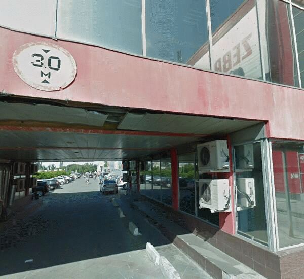 Банкомат ЮниКредита по адресу пл. Дзержинского,  д. 1 Б