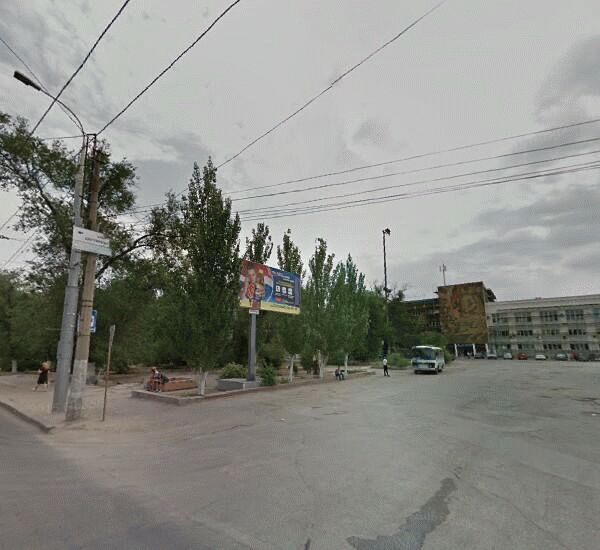 Отделение банка Траст по адресу пл. Дзержинского, д. 1, ТРЦ «Диамант», 1-й этаж, сектор Д48